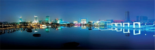 东莞中心�q�场夜景