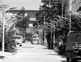 路灯厂家�Q�农村�\灯间距是7�c�一盏�\�?